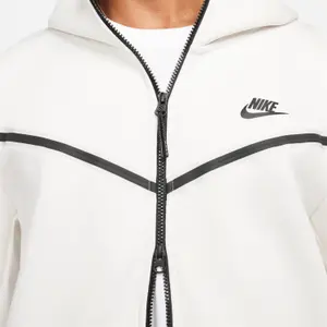 Sudadera con capucha Nike Sportswear Tech image-6