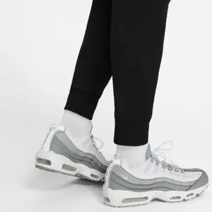 Pantaloni running Nike sportswear tech fleece image-4