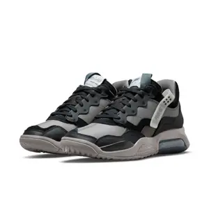 Damskie skórzane buty sportowe Nike Jordan Ma2 image-5