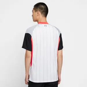 4th Auswärtstrikot Liverpool FC 2020/21 image-3