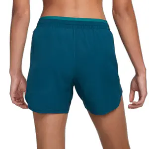 Short femme Nike Tempo Luxe image-2