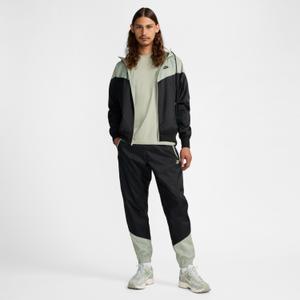 Chaqueta con capucha Nike Windrunner image-3