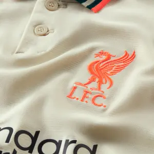 Camisola para crianças ao ar livre Liverpool FC 2021/22 image-5