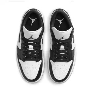 Baskets femme Nike Air Jordan 1 Low image-4
