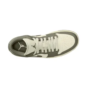 Baskets femme Nike Air Jordan 1 Low image-5