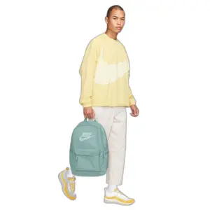 Sac à dos Nike Heritage image-1