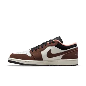 Baskets Nike Air Jordan 1 Mocha image-3