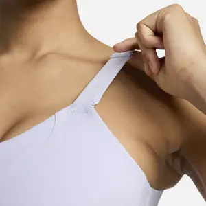 Women's bra Nike Dri-FIT Alpha image-4