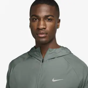 Jacket Nike Miler image-5