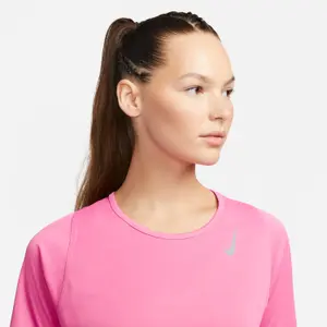 T-shirt de mulher Nike Fast Dri-Fit image-3