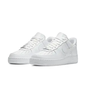 Zapatillas de deporte para mujer Nike Air Force 1 '07 image-2