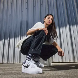 Zapatillas mujer Nike Air Force 1 '07 image-6