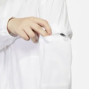 Women's hooded waterproof jacket Nike image-5