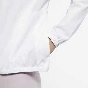 Women's hooded waterproof jacket Nike image-6