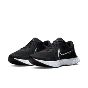Chaussures de running Nike React Infinity Run Flyknit 3 image-2