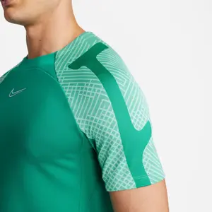 Jersey de manga corta Nike Dri-FIT Strike image-3