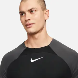 Camiseta Nike Dri-FIT Academy pro image-2