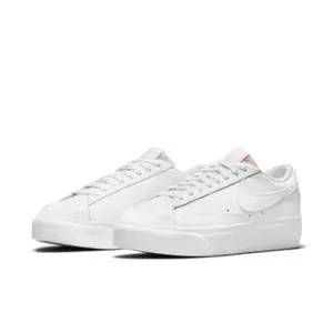 Baskets basses femme Nike Blazer Platform image-2
