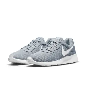 Baskets Nike Tanjun image-2
