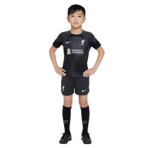 Pacote de cuidados infantis Liverpool FC 2022/23 image-0