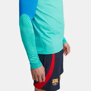 Training top FC Barcelone Strike 2022/23 image-4