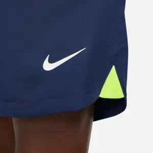 Curta Tottenham 2022/23 image-4
