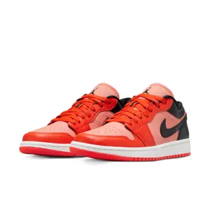 Baskets femme Nike Air Jordan 1 image-2