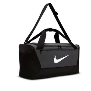 dm3976-026-sportstaske-nike-brasilia-9-5-black-grey-tu