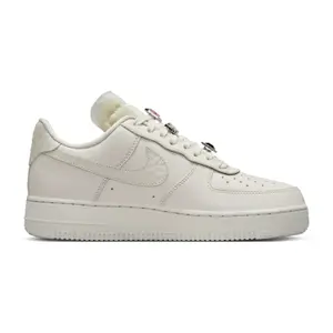 Zapatillas mujer Nike Air Force 1 Premium image-1