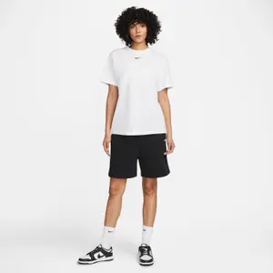 Camiseta de mujer Nike Sportswear Essential image-2