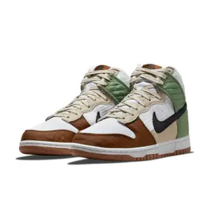 Baskets femme Nike Dunk High image-4