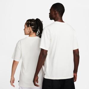 T-Shirt Nike Premium Essentials image-3