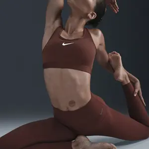 Mallas para mujer Nike Zenvy image-5