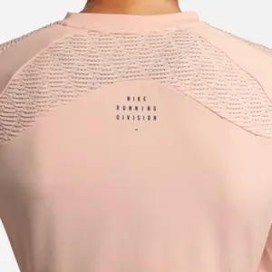 Camiseta de manga larga para mujer Nike Dri-FIT Adv Run Division image-6