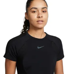 Maillot de mujer Nike Dri-Fit ADV Run Divison image-3