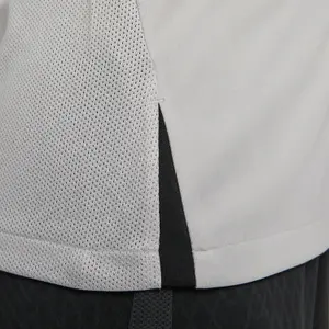 Camiseta de mujer Nike Dri-Fit Strike III image-5