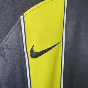 Camiseta de mujer Nike Dri-FIT Classic GX1 SS23 image-1