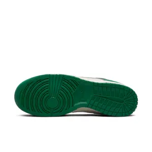 Baskets Nike Dunk SE Lottery image-5