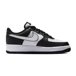 Sapatilhas Nike Air Force 1 '07 image-0