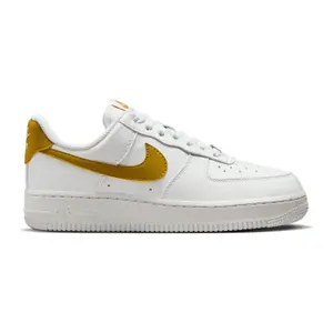 Sapatilhas de mulheres Nike Air Force 1 07 SE image-0