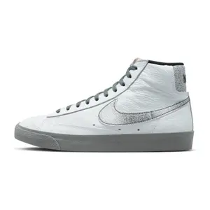 Baskets Nike Blazer 77 Emb image-1
