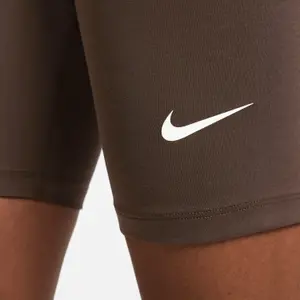 Short taille haute femme Nike Classics 8In image-4