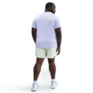 Camiseta Nike Miler image-2