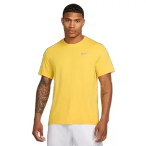 Camiseta Nike Dri-FIT UV Miler image-0