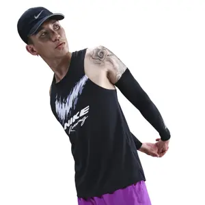 Calções com cuecas integradas Nike image-4