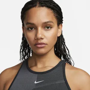 Women's tank top Nike Dri-Fit ADV Aura NVLT image-2
