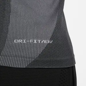 Women's tank top Nike Dri-Fit ADV Aura NVLT image-3