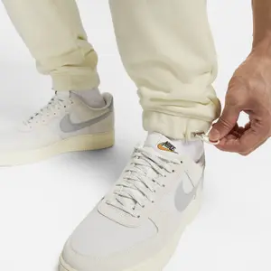Jogging Trousers Nike Air FT image-6