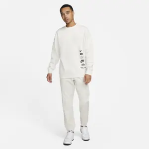 Sweatshirt round neck Nike Club + BB Mlogo image-1