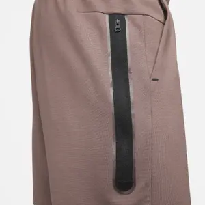 Short Nike Tech Lghtwht image-4